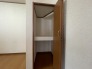 室内をすっきりと整える、落ち着いた色合いの造作が暮らしに静かな調和をもたらします
リフォーム工事前の写真。2026年9月内装リフォーム完成予定。