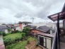 あたり一帯に住宅が広がる立地、住宅地ならではのロケーション。
