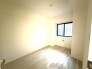 北側の４．４帖のお部屋です