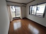 太陽の恵みを感じる、温もりと明るさにあふれたお部屋。
