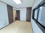 今からここを誰のお部屋にしようか、そんな洋室。
