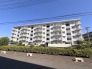 最寄り駅まで徒歩15分。この距離だと、運動不足も少し解消されるかも。
