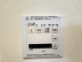空気もこもらず、いつもクリーンな浴室乾燥機付。
