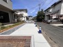南道路に面した、陽当たり良好な物件です。
