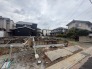A号棟 建築中ですが、同じグレードの完成済み建物を参考にご覧になることもできます。現地より最寄りの物件をご案内しますので、お気軽にご要望をお聞かせください。

