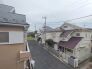 閑静な住宅地で、小さなお子様がいるご家族にも安心。
