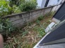 日々の暮らしに広がりをもたらす、ゆとりある敷地の一角です。