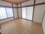 たっぷりの陽光に包まれる明るい住まいが、ここにあります。
