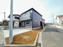 南道路に面した、陽当たり良好な物件です。
