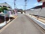 閑静な住宅地で、小さなお子様がいるご家族にも安心。

