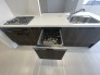 手に優しい、後片づけおまかせの食洗機。食後のだんらんを早く楽しんでください。
