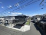 車の通りも少ない閑静な住宅地。子育てにも、第二の人生にも。
