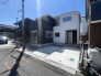 BELS評価（建築物省エネルギー性能表示制度）とは新築・既存の建築物において、第三者評価機関が省エネルギー性能を評価し認証する制度です。
性能に応じて５段階で星の表示がされます。
なお、意味は「Building-Housing Energy-efficiencyLabeling System （建築物省エネルギー性能表示制度）」の略称です。
