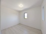子供部屋には丁度良い洋室。サイズは5.2帖。
