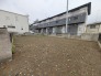 車通りの少ない閑静な住宅地、のびのびした子育てに適します。
