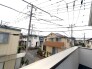 あたり一帯に住宅が広がる立地、住宅地ならではのロケーション。