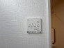 空気もこもらず、いつもクリーンな浴室乾燥機付。

