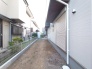 小さなお庭はメンテナンスが楽でちょうど良いかも知れませんね。

