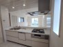 料理をしながらでも、ご家族との会話を楽しめる対面キッチン。
