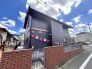 駐車が苦手な方にも嬉しい、前面６ｍ以上の道路に面した住まい。
