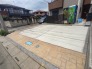 出し入れしやすい並列駐車場（3台可）が嬉しい住まい。
