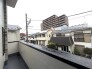 隣地との間隔がひろくゆとりがあります。