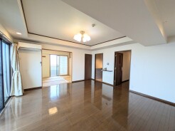 家族団らんの時間も増えそうなくつろぎのLDK。