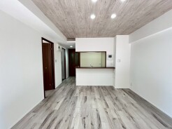 リビングダイニング