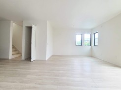 開放感と採光にこだわった広々LDK。