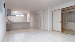 料理をしながらでもご家族との会話を楽しめる対面キッチン。