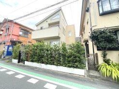 提携のファイナンシャルプランナーと無料でライフシミュレーションの作成ができます。一度家計を見直してみるのはいかがでしょうか。