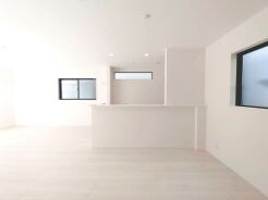 開放感と採光にこだわった広々LDK。