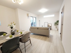 1号棟 家族団らんの時間も増えそうなくつろぎのLDK。