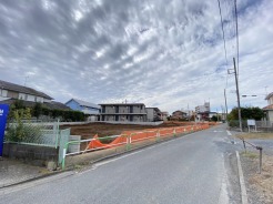 閑静な住宅地で、小さなお子様がいるご家族にも安心。