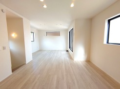 1号棟 明るく開放的な空間。穏やかで心地よい時間が流れる住まいです