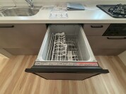 【環境にも手にも優しい、食器洗乾燥機付】