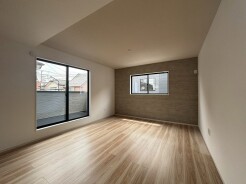 家族団らんの時間も増えそうなくつろぎのLDK。