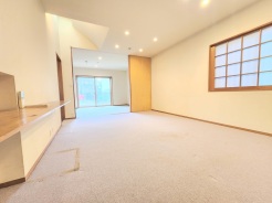 売主様ご退居済み。お気兼ねなくご見学いただけます。ごゆっくりどうぞ。