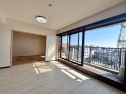 リビングと一体のように使える和室。キッチンからもよく見えます。