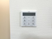 【給湯器操作パネル】