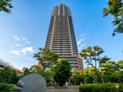 堂々とした風格を感じさせる外観