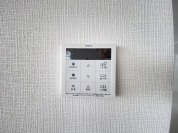 【給湯器操作パネル】