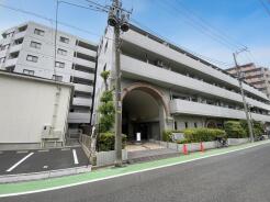 こちらのマンションは、全135戸のコミュニティです。