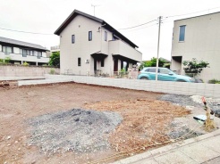 1号地 現地をご覧いただきながら、住まいの夢をお聞かせください。