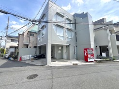 4部屋ある民泊用の建物