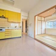 ご家族みんながゆったりくつろげる広々リビング。