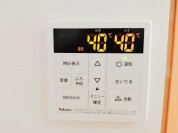 【給湯器操作パネル】