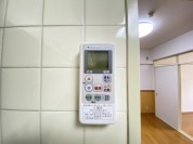 【給湯器操作パネル】
