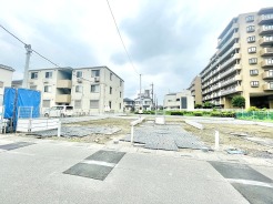 基礎から完成済みの住まいまで、各工程をご確認いただけます。