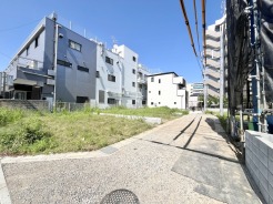 1号地 前面道路含む現地写真